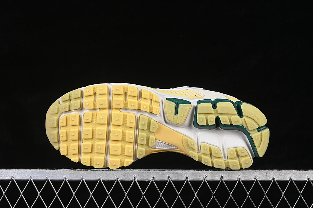 Nike [FN8361-100]-[ZOOM VOMERO 5 RETRO CASUAL SHOES YELLOW/GREEN/WHITE]-[WOMAN:36-39]-[MAN:40-45] - Image 14