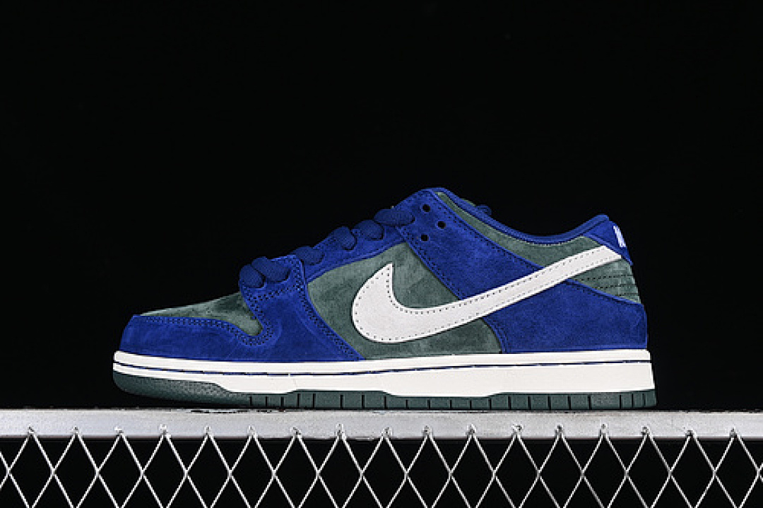 Unbranded [HF3704-400]-[SB DUNK LOW DEEP ROYAL BLUE/SAIL-VINTAGE GREEN]-[WOMAN:36-39]-[MAN:40-46], photo 1