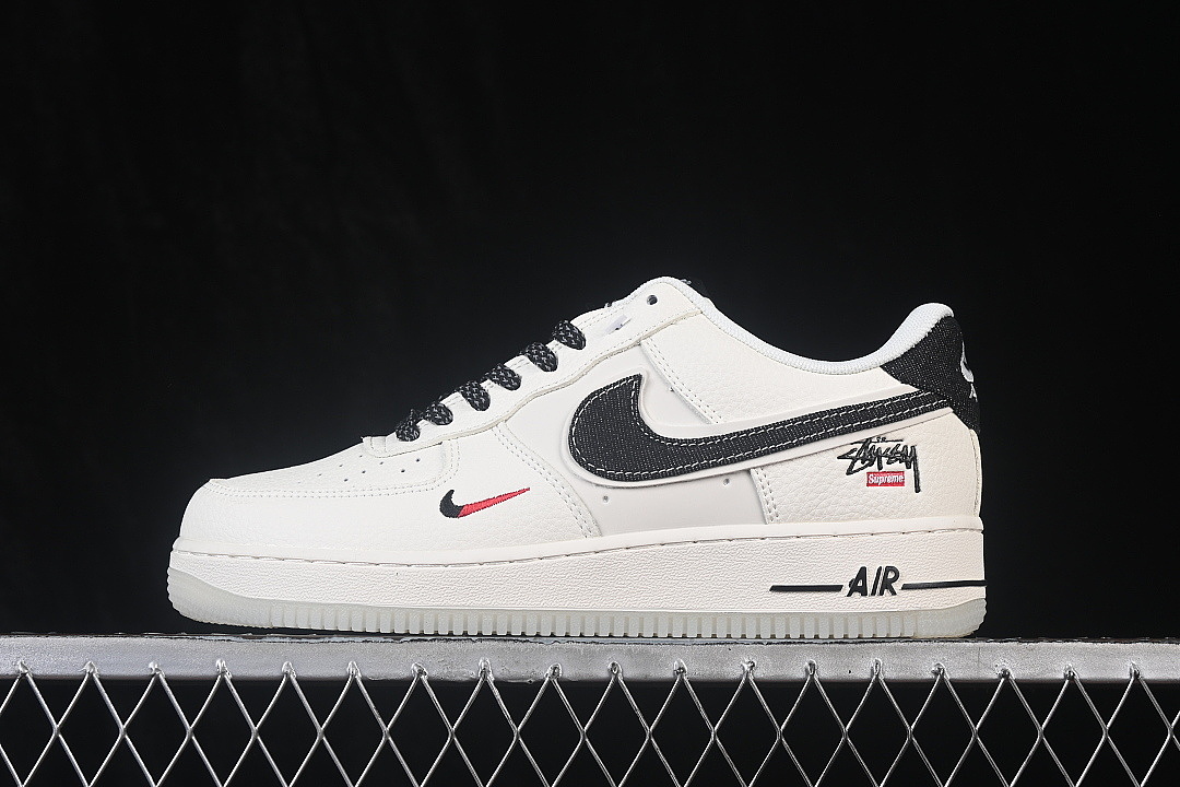 Nike [DN9688-105]-[AIR FORCE 1 07 LOW CASUAL SNEAKERS WHITE/BLACK/WHITE]-[WOMAN:36-39]-[MAN:40-45] - Image 2