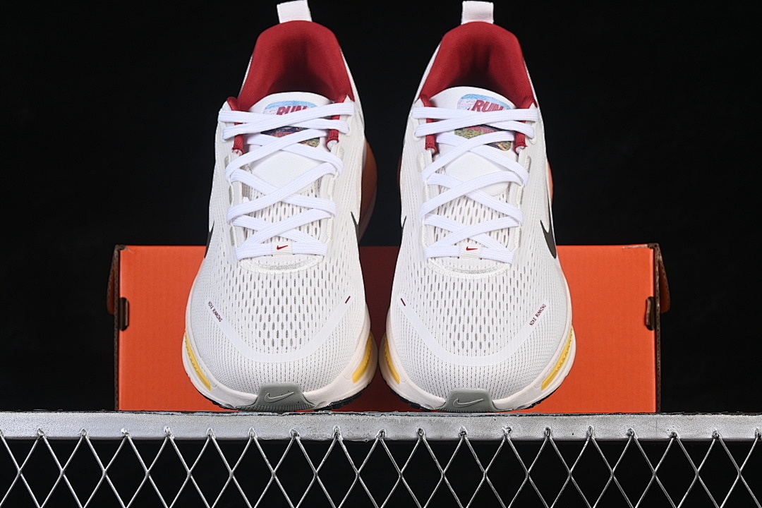 Nike [IQ1131-120]-[VOMERO 18 WHITE/PHANTOM/METALLIC SILVER/SPRUCE FOG]-[WOMAN:36-39]-[MAN:40-46] - Image 13