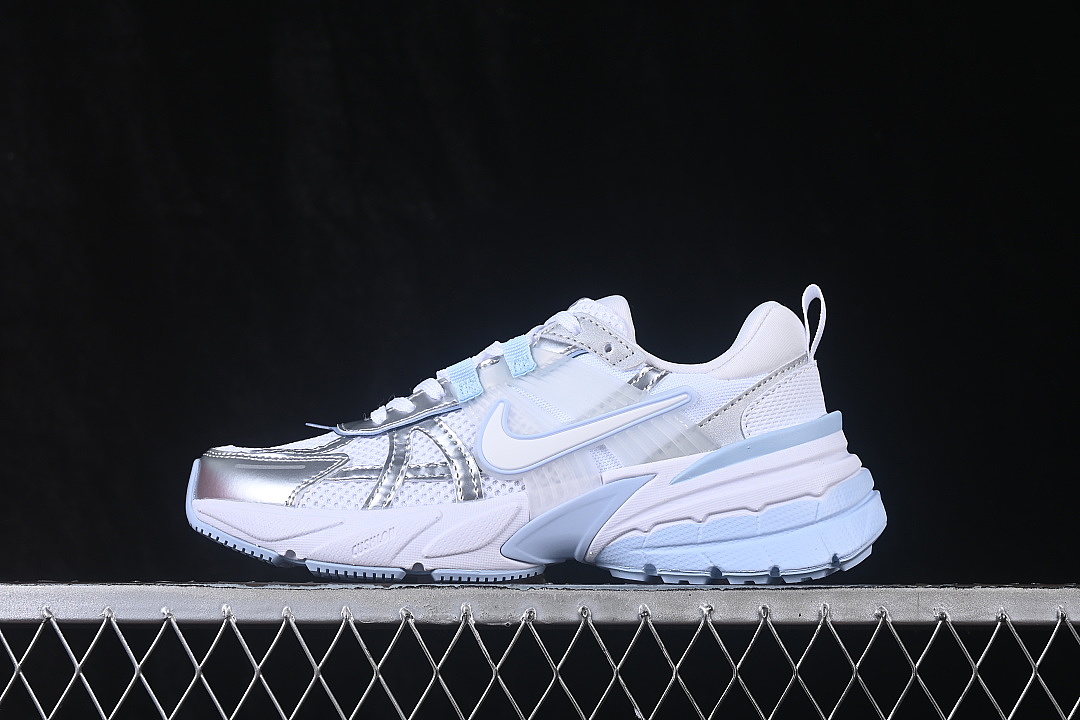 Unbranded [FD0736-119]-[V2K RUN RETRO LOW TOP RUNNING SHOES LIGHT BLUE/BLUE]-[WOMAN:35.5-39]-[MAN:40-41], photo 1
