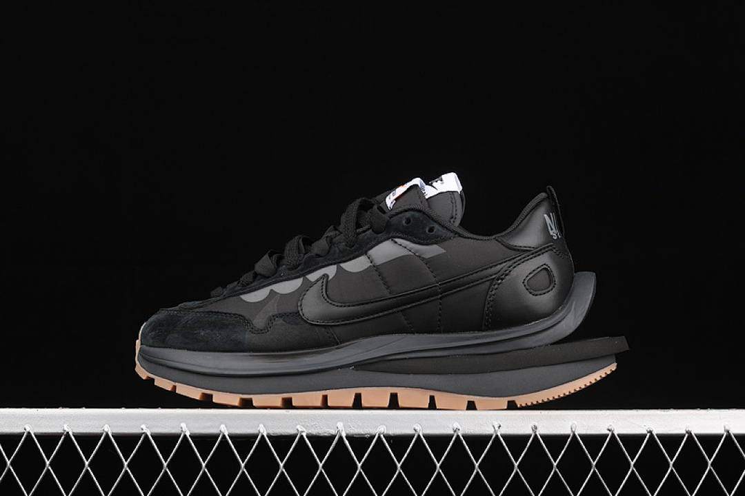 Sacai [DD1875-001]-[SACAI X VAPORWAFFLE BLACK/OFF-NOIR/OFF-NOIR]-[WOMAN:36-39]-[MAN:40-46], photo 1