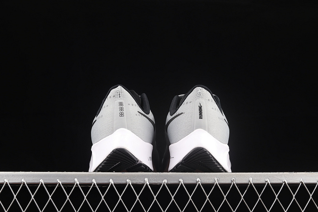 Nike [BQ9646-101]-[AIR ZOOM PEGASUS 37 WHITE/WOLF GREY/CUCUMBER CALM]-[MAN:39-45] - Image 14