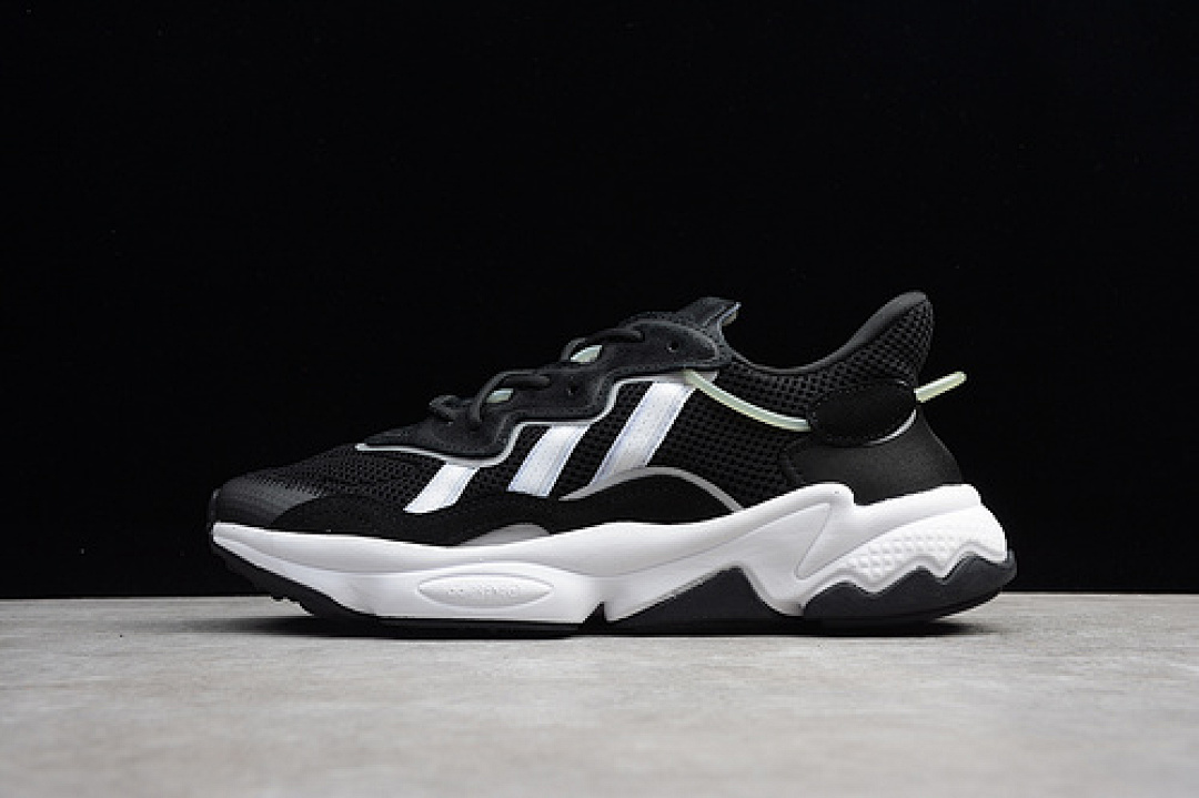 Unbranded [59-57-66]-[EE7003]-[OZWEEGO SHOES CORE BLACK/CLOUD WHITE]-[WOMAN:36-39]-[MAN:40-45], photo 1