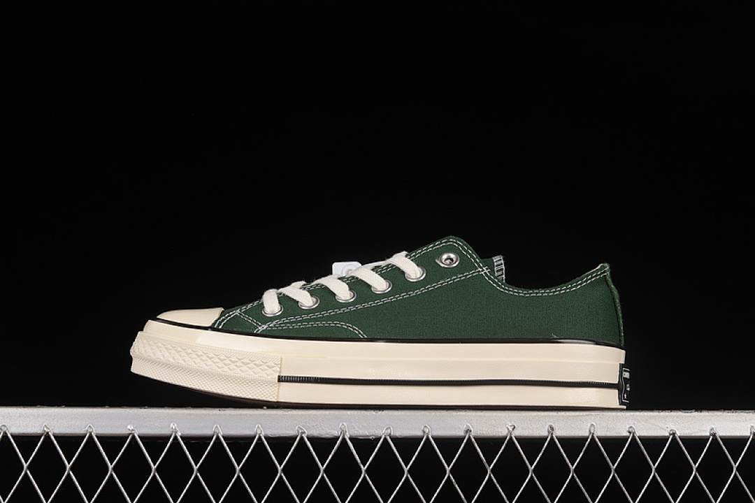 Converse Converse CHUCK TAYLOR ALL-STAR 70S LOW MIDNIGHT CLOVER/EGRET/BLACK · 168513C, photo 1