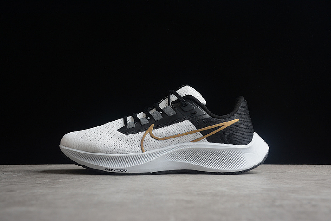 Nike [CW7356-007]-[AIR ZOOM PEGASUS 38 PHOTON DUST/LIGHT SMOKE GREY/PARTICLE GREY/METALLIC (GOLD]), photo 1