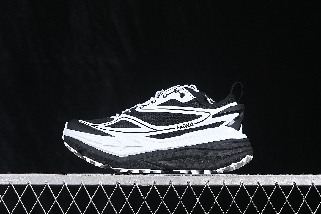 On Running [1178630-BWHT]-[HOKA ONE STINSON ONE7 BLACK/WHITE]-[WOMAN:36-39]-[MAN:40-45], photo 1