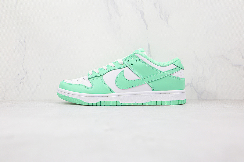 Nike SB DUNK LOW WHITE/GREEN GLOW/WHITE · DD1503-105, photo 1
