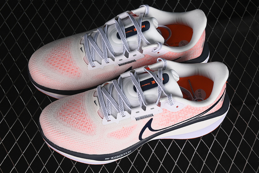 Nike [FB1309-102]-[AIR ZOOM VOMERO 17 SUMMIT WHITE/TOTAL ORANGE/WHITE/THUNDER BLUE]-[MAN:39-46] - Image 11