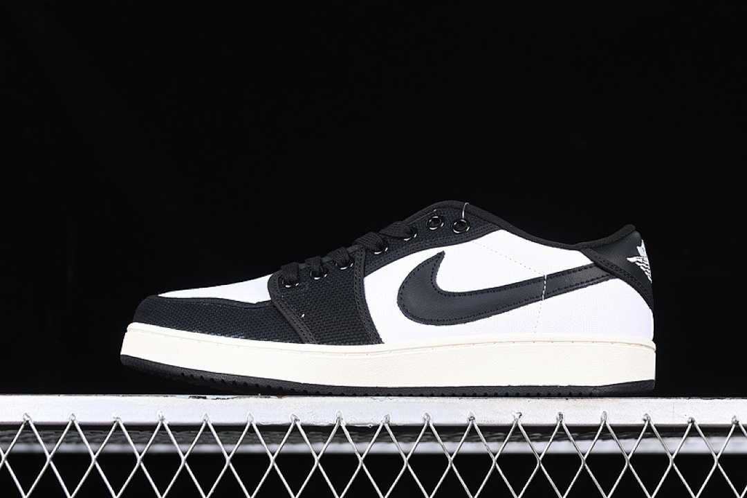 Jordan AIR Jordan 1 KO LOW WHITE/BLACK/SAIL · DX4981-100, photo 1