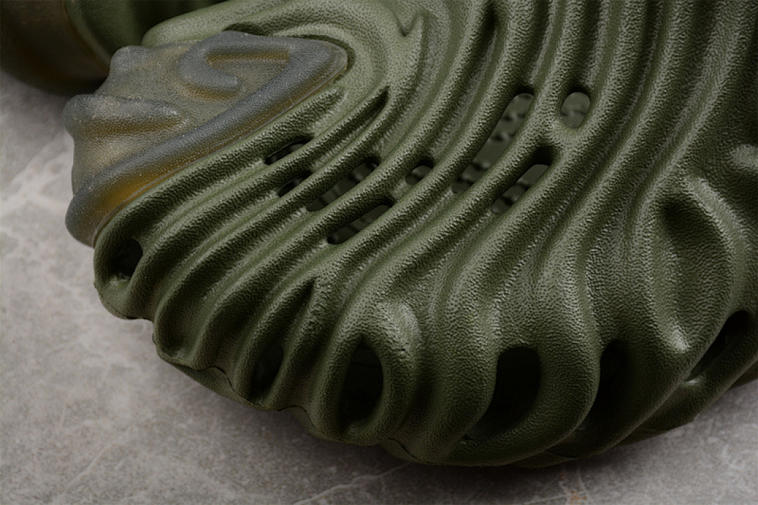 Crocs [SALEHE BEMBURY X CROCS POLLE CLOG ARMY GREEN/ARMY GREEN]-[UNISEX SIZE:36-47] - Image 8