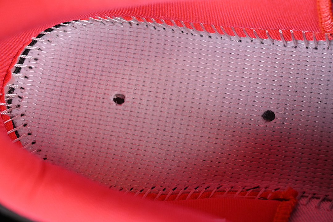 Nike [555035-661]-[KOBE 8 SYSTEM RED/GREY/BLACK]-[MAN:40-46] - Image 5