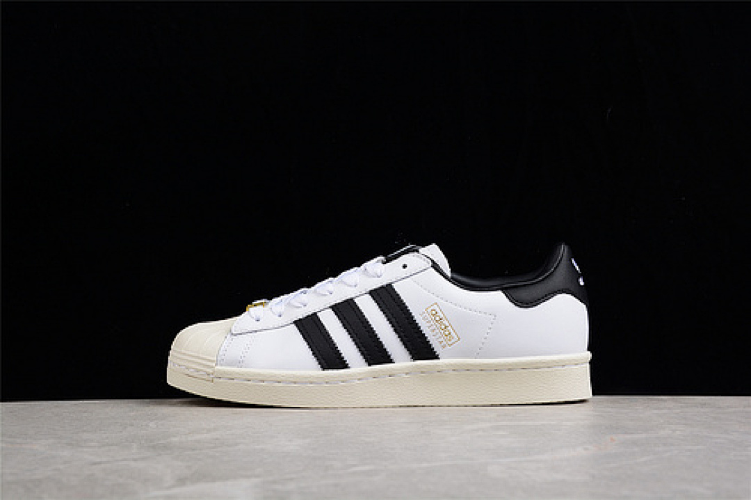 Bape [GZ8980]-[BAPE X SUPERSTAR SHOES CLOUD WHITE/CORE BLACK/GOLD]-[WOMAN:35.5-39]-[MAN:40-45], photo 1