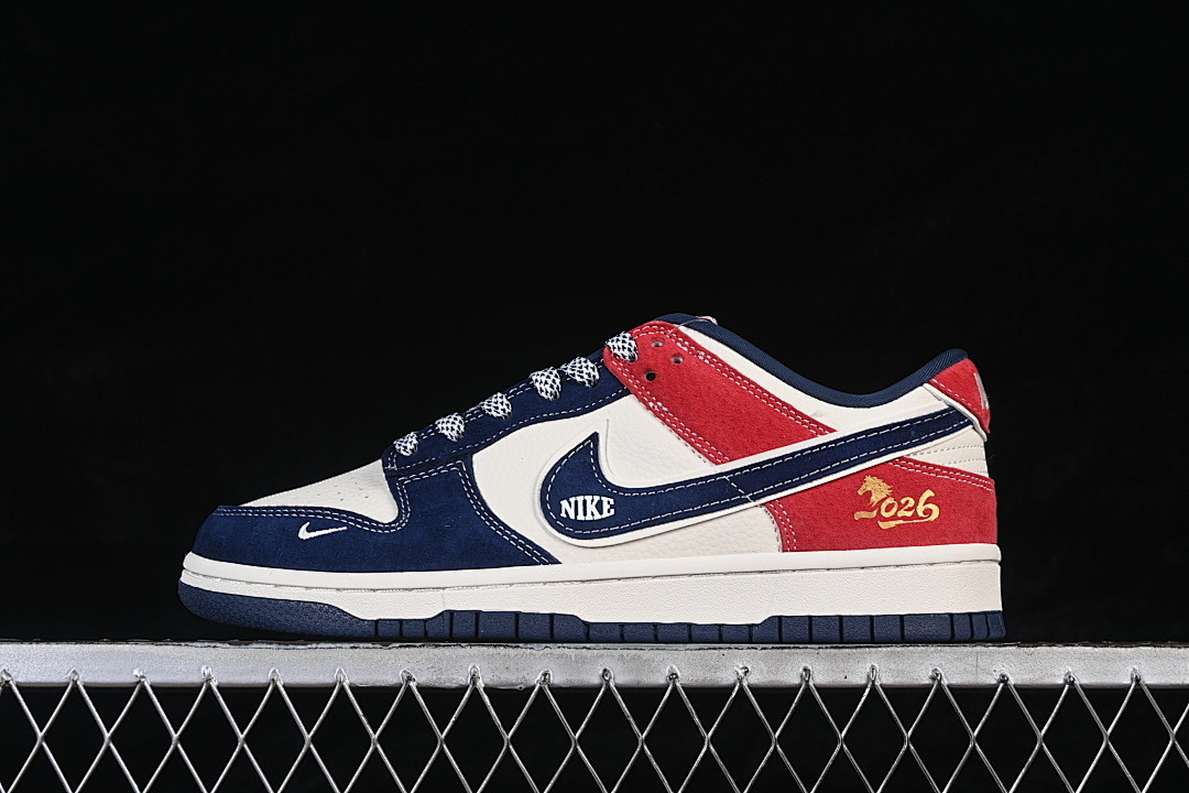 Nike SB DUNK LOW LOW-TOP CASUAL SKATE SHOES WHITE/BLUE/RED · DN3168-028, photo 1