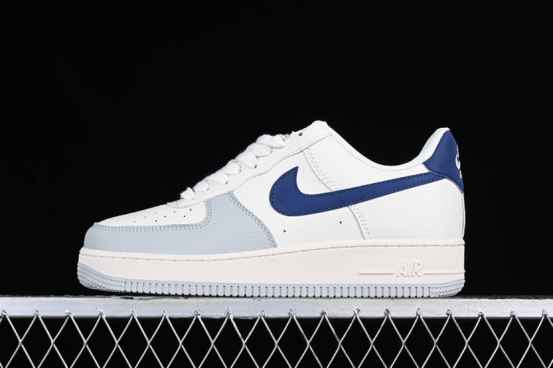 Nike [CT5566-033]-[AIR FORCE 1 07 LOW WHITE/GREY/HAZE BLUE]-[WOMAN:36-39]-[MAN:40-45], photo 1