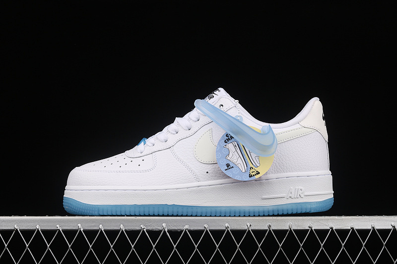 Nike Nike AIR FORCE 1 LOW UV WHITE/WHITE-WHITE-UNIVERSITY BLUE · DA8301-101, photo 1