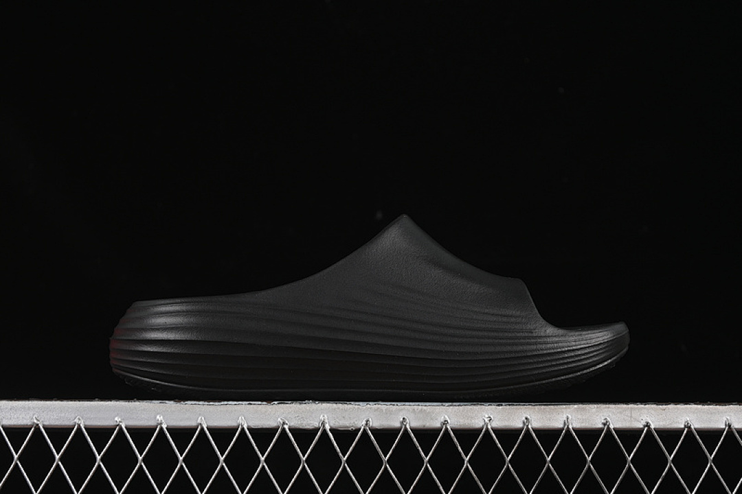 Nike [HV4479-003]-[REACTX REJUVEN8 SLIDE BLACK]-[WOMAN:36-39]-[MAN:40-45] - Image 9
