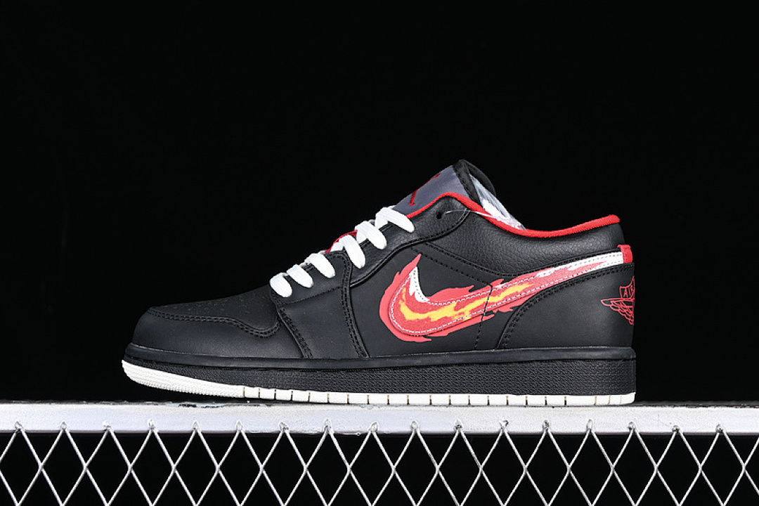 Jordan [FJ7073-010]-[AIR JORDAN 1 LOW FLAMING SWOOSH BLACK/RED/WHITE]-[WOMAN:36-39]-[MAN:40-46], photo 1