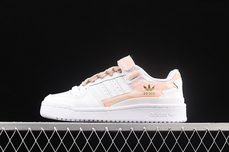 FORUM LOW SHOES CLOUD WHITE/PINK/GOLD · GY6984, photo 1