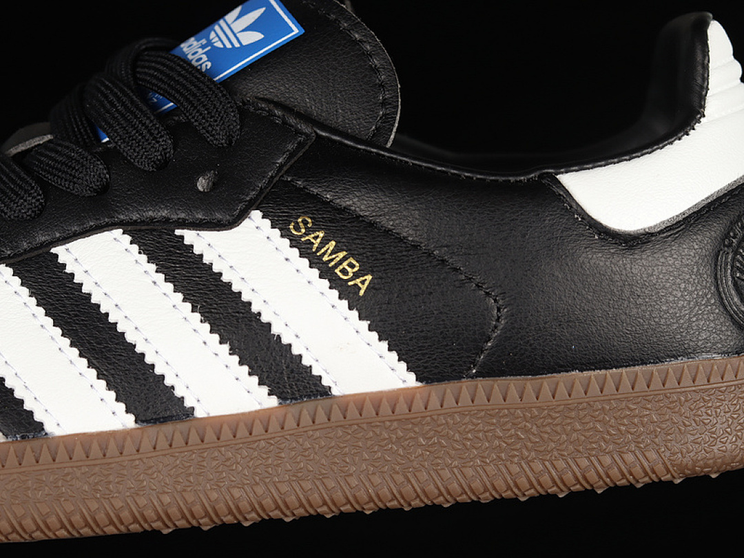 Adidas [FX9042]-[SAMBA VEGAN SHOES CLOUD WHITE/CORE BLACK/GUM]-[WOMAN:36-39]-[MAN:40-45] - Image 7