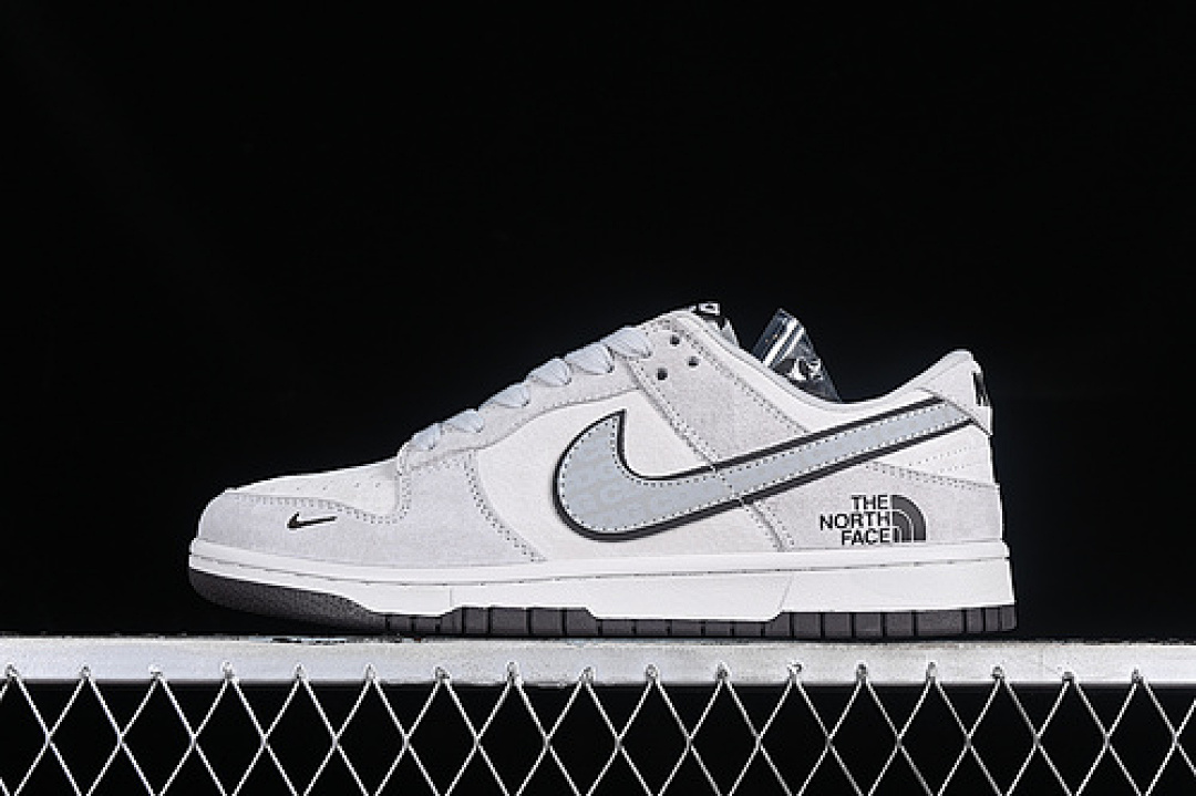 Unbranded [FC1688-182]-[DUNK LOW SB WHITE/GREY/BROWN]-[WOMAN:36-39]-[MAN:40-45], photo 1