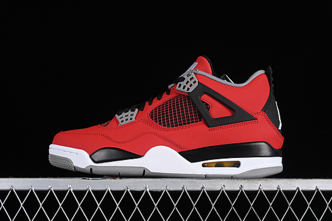 Jordan AIR Jordan 4 RETRO TORO BRAVO FIRE RED/WHITE/BLACK/CEMENT GREY · 308497-60, photo 1