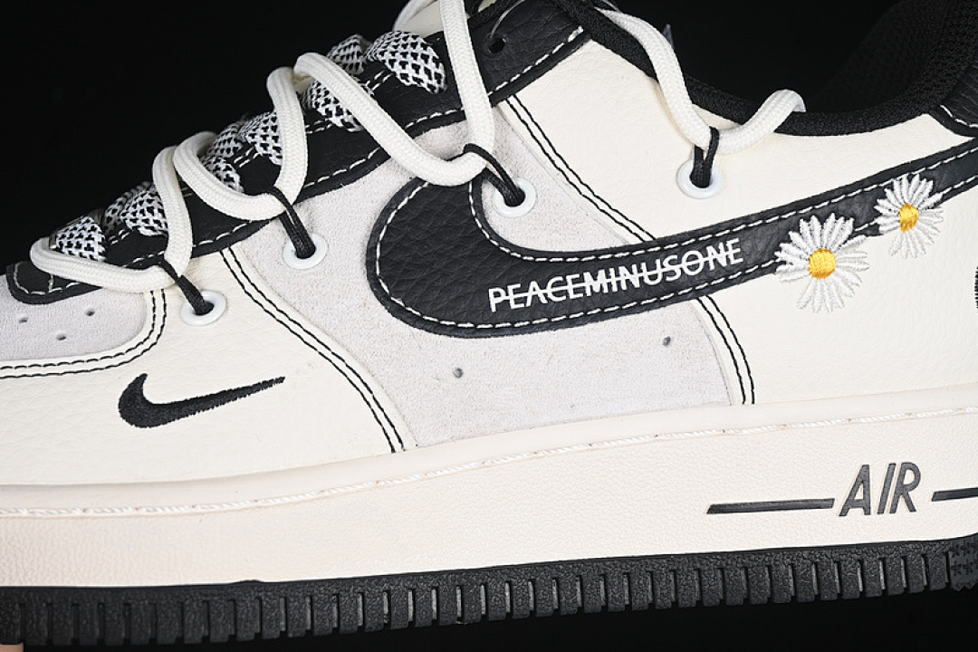 Nike [DM6688-012]-[AIR FORCE 1 07 LOW WHITE/BLACK]-[WOMAN:36-39]-[MAN:40-45] - Image 8