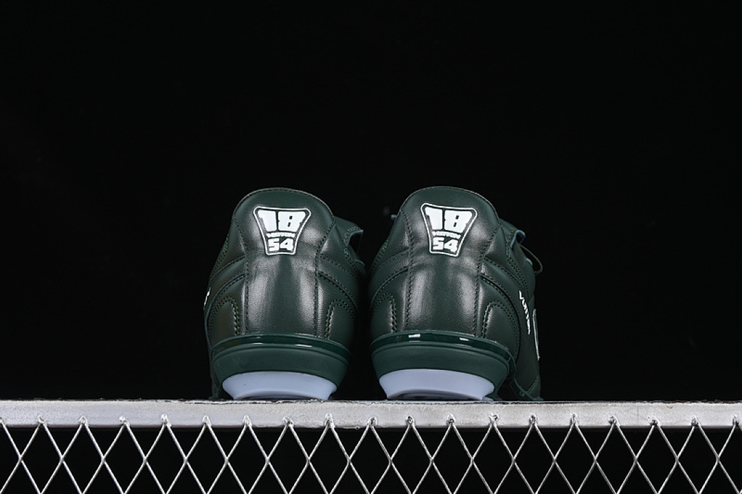 Louis Vuitton [LOUIS VUITTON FOOTPRINT SOCCER 2025 GREEN]-[WOMAN:35-39]-[MAN:40-46] - Image 13