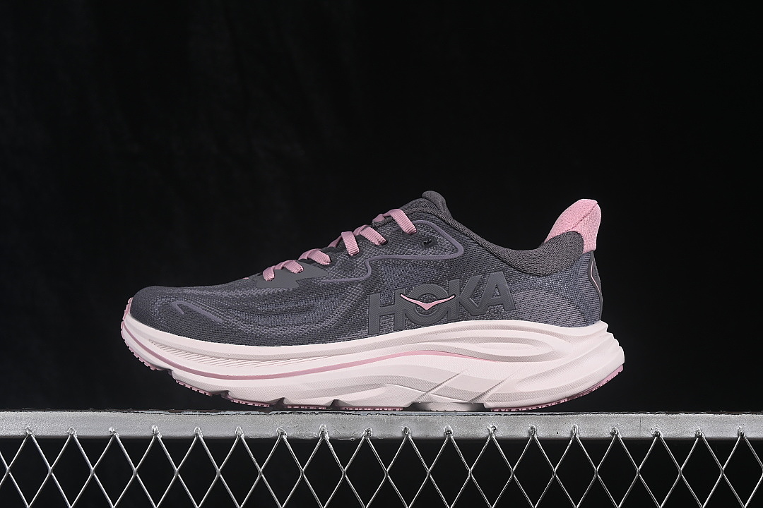 On Running [1162031 GXYD]-[ONE ONE CLIFTON 10 BREATHABLE SHOES PINK/BLACK/WHITE]-[WOMAN:36-39]-[MAN:40], photo 1