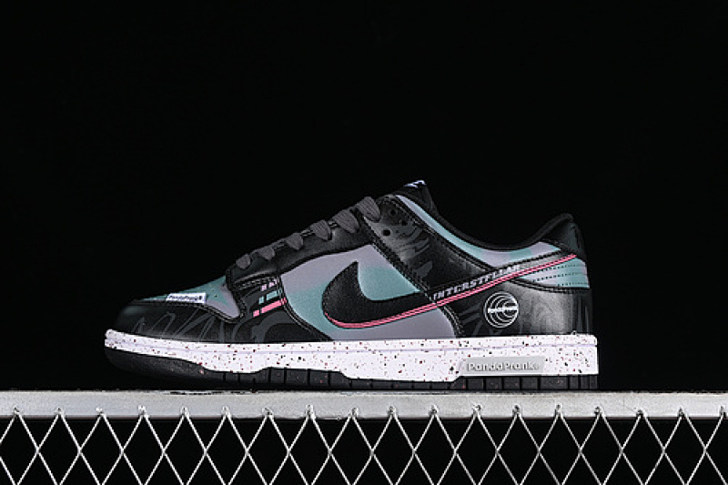 Purple Nike DUNK LOW SB BLACK/WHITE/PURPLE/GREEN · DV0831-002, photo 1