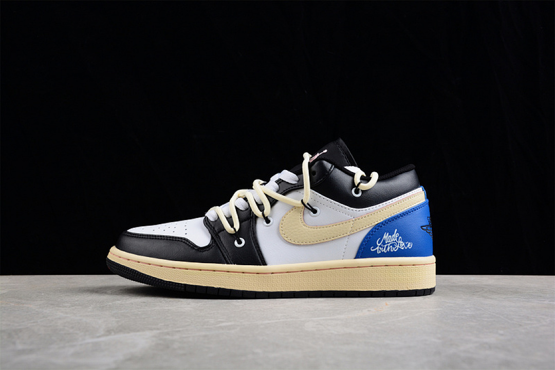 Jordan [553558-062]-[AIR JORDAN 1 LOW BLACK/WHITE/BLUE]-[WOMAN:36-39]-[MAN:40-47.5], photo 1