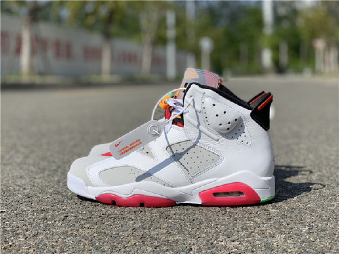 Jordan AIR Jordan 6 RETRO HARE WHITE/TRUE RED/BLACK · CT8529-062, photo 1