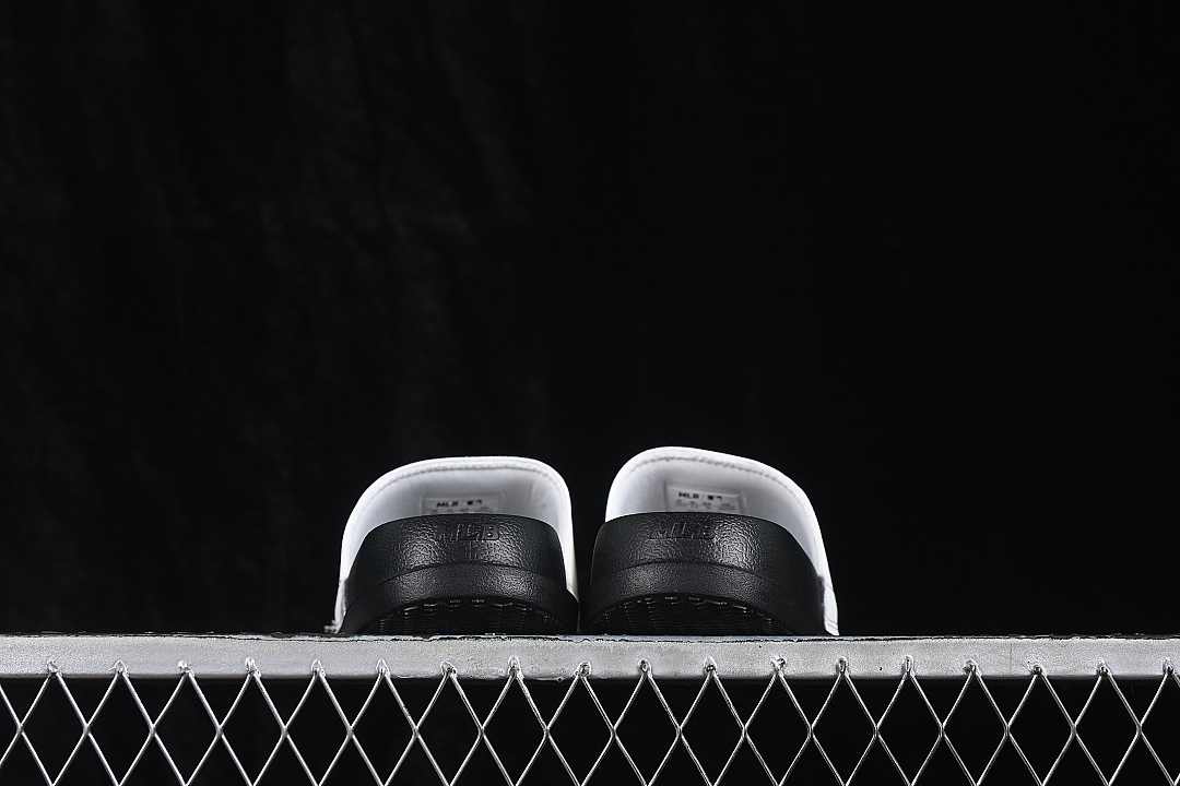 MLB [3ALPCMM4N07IVS]-[CHUNKY MOUND BASIC CASUAL SLIPPERS WHITE/BLACK]-[WOMAN:35-39]-[MAN:40-44] - Image 12