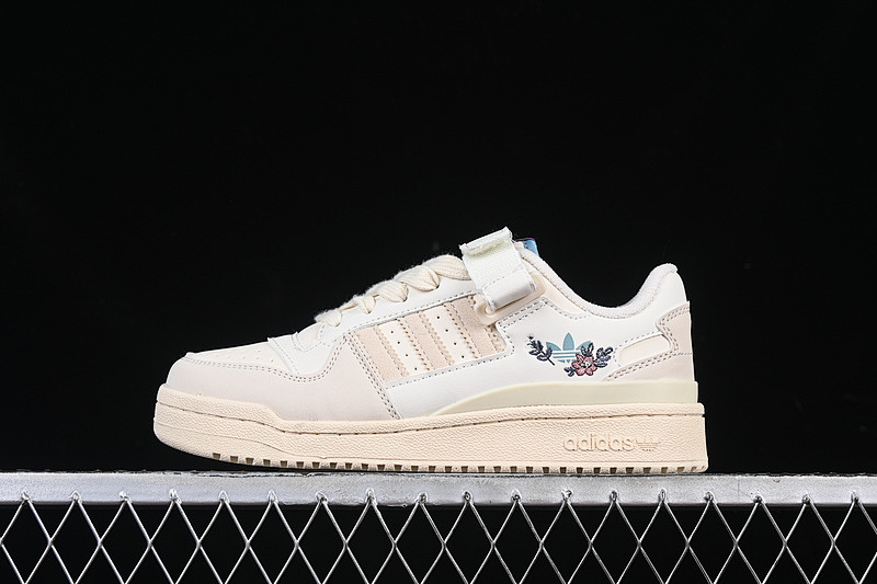 FORUM 84 LOW WHITE/BEIGE · HO3475, photo 1