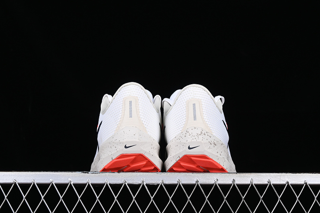 Nike [DV7480-100]-[AIR ZOOM PEGASUS 40 WIDE WHITE/LIGHT OREWOOD BROWN/PHANTOM/OBSIDIAN] - Image 13