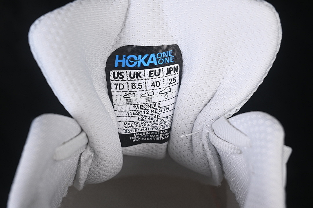 On Running [1162012-SDSTS]-[CUSHIONING RUNNING SHOES STARDUST/SILVER]-[WOMAN:36-39]-[MAN:40-45] - Image 6