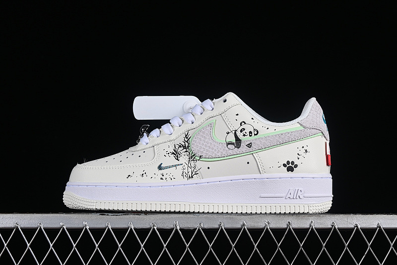 Nike Nike AIR FORCE 1 07 LOW YEAR OF THE DRAGON SAIL/VAPOR GREEN/SAIL · FZ5052-131, photo 1