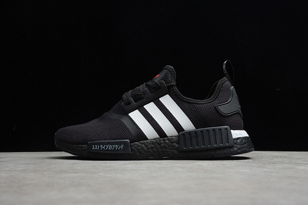 NMD_R1 SHOES CORE BLACK/SCARLET/CLOUD WHITE · H01926, photo 1