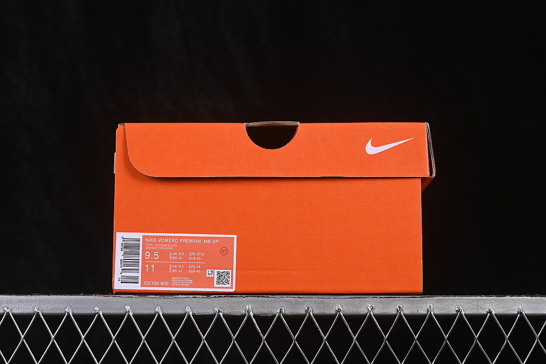 Nike [IQ7166-800]-[AIR ZOOM VOMERO PREMIUM AIR CUSHION SHOES ORANGE/BLACK]-[WOMAN:36-39]-[MAN:40-46] - Image 11