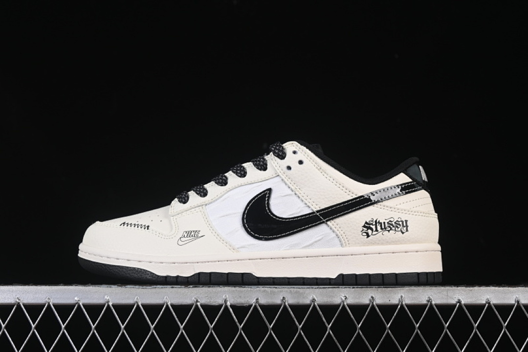 Unbranded [QW5836-011]-[SB DUNK LOW WHITE/BLACK/BEIGE]-[WOMAN:36-39]-[MAN:40-45], photo 1
