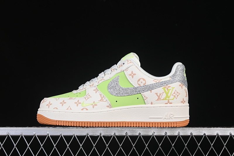 Nike Nike AIR FORCE 1 07 LOW LV WHITE/GREEN/SILVER/BROWN · DF0188-079, photo 1