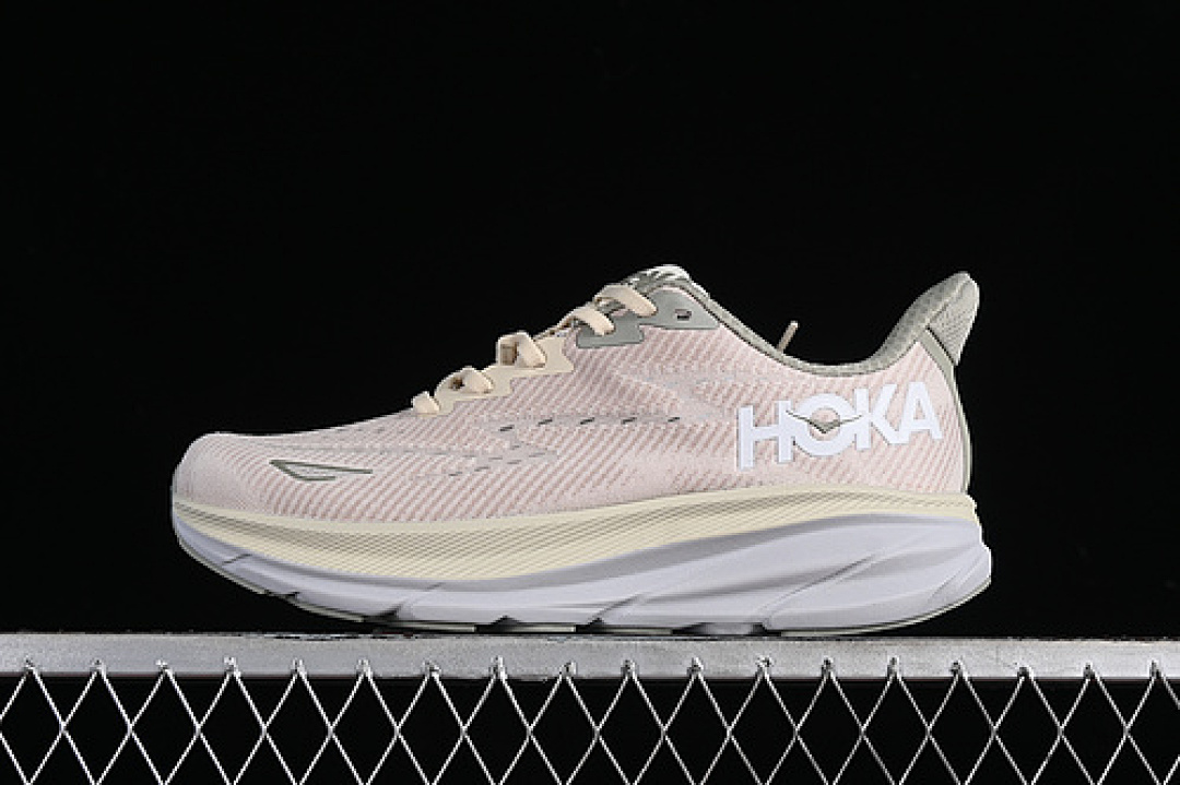 On Running On Running [1127895 OKB]-[HOKA ONE CLIFTON 9 BEIGE/WHITE/GREEN/GREY]-[MAN:40-45], photo 1