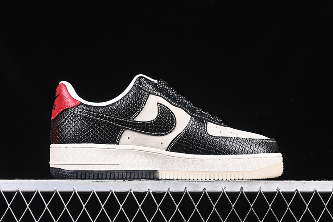 Nike [HH7518-034]-[AIR FORCE 1 07 LOW WHITE/BLACK/RED]-[WOMAN:36-39]-[MAN:40-45] - Image 15