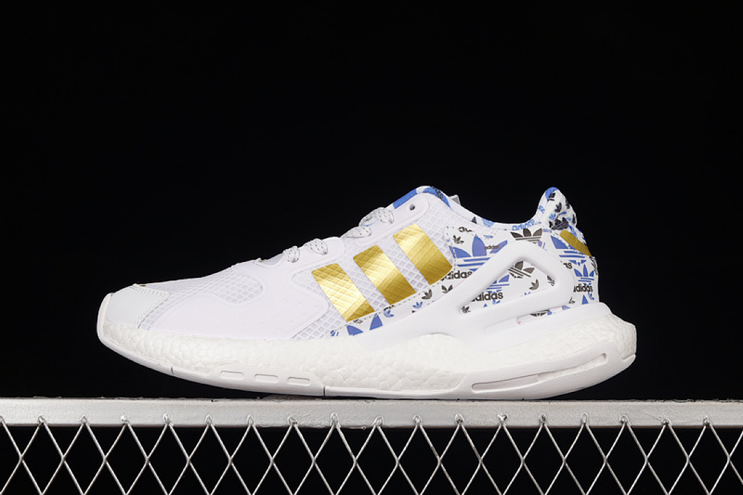 DAY JOGGER 2020 BOOST SHOES CLOUD WHITE/GOLD/BLUE · FX6166, photo 1