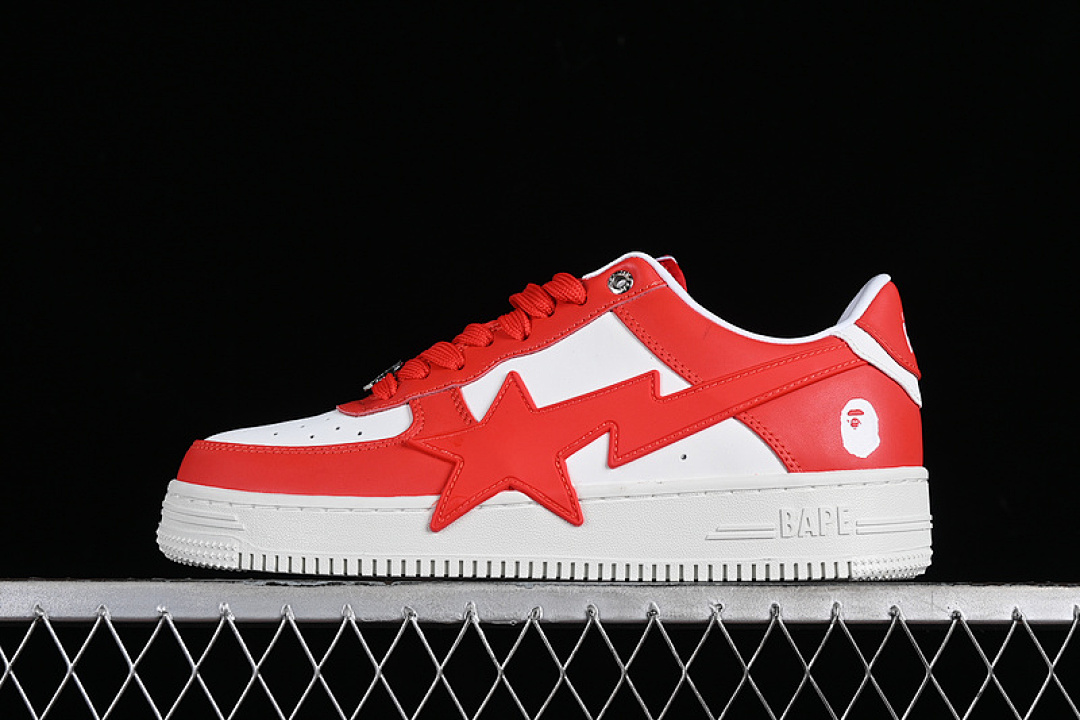Bape [1K30191306]-[BAPE STA TOKYO NIGO RED]-[WOMAN:36-39]-[MAN:40-46], photo 1