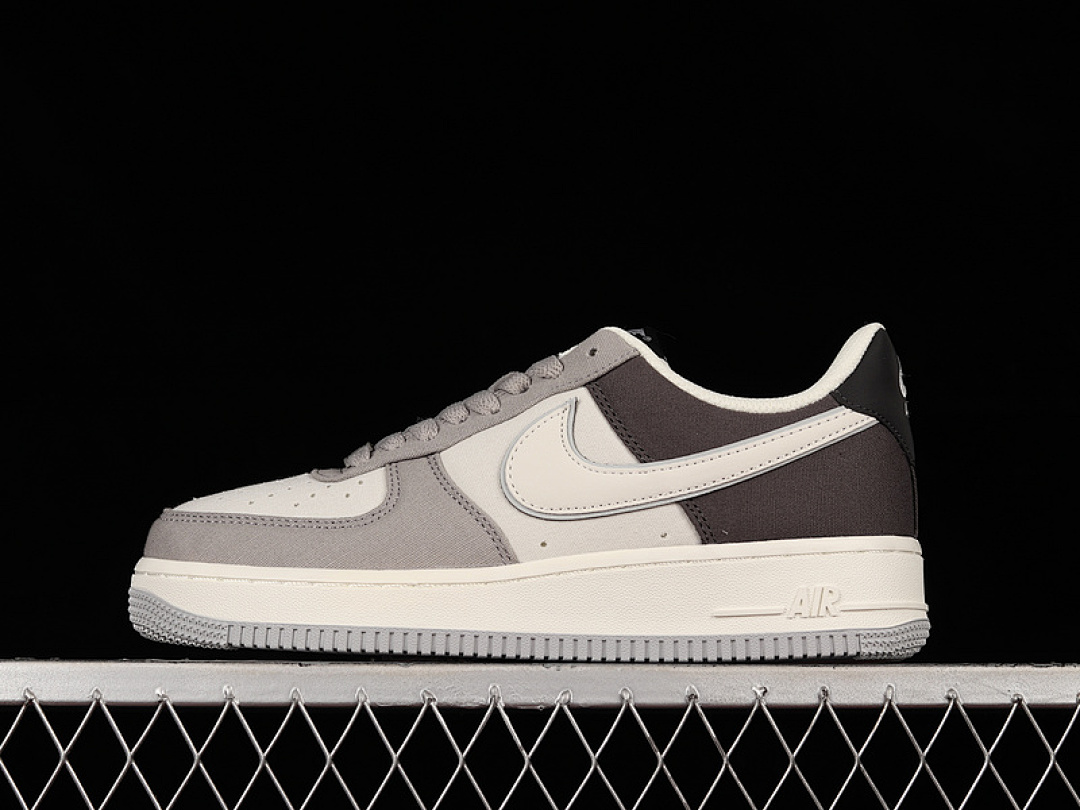 Nike Nike AIR FORCE 1 LOW 07 BEIGE/LIGHT GREY/BLACK · DG2296-023, photo 1