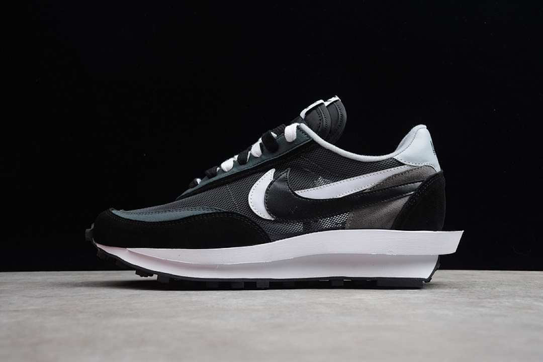 Sacai [BV0073-001]-[LDV WAFFLE SACAI DARK GREY/WOLF GREY/BLACK-WHIT]-[WOMAN:36-39]-[MAN:40-45]-[1.3-110], photo 1