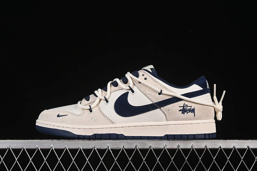 Nike SB DUNK LOW WHITE/GREY/BLUE · DM6868-088, photo 1