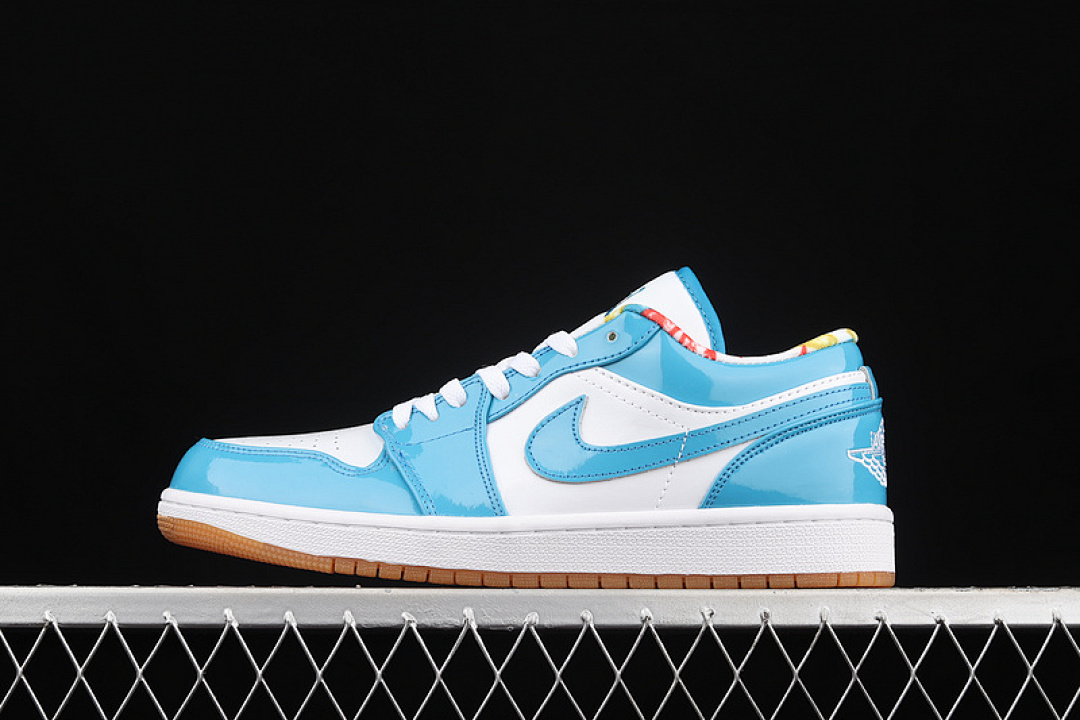 Jordan AIR Jordan 1 LOW LIGHT TEAL BLUE/WHITE · DC6991-400, photo 1