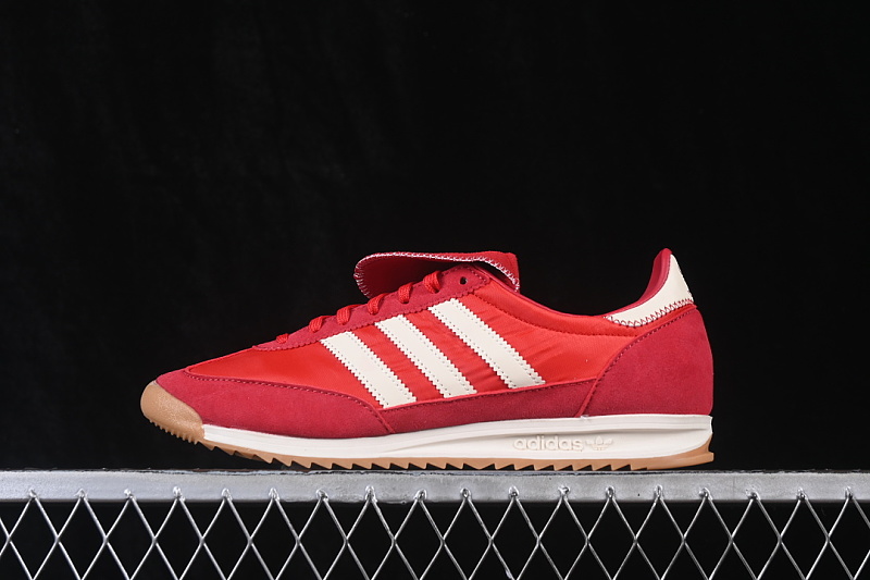 SL 72 CLASSIC RETRO RUNNING SHOES RED/REDNESS · KJ6148, photo 1
